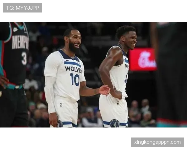 康利无球跑动创造机会 提升球队进攻流畅性明显